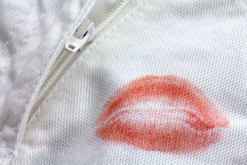 11 Clean lipstick stains with hairspray