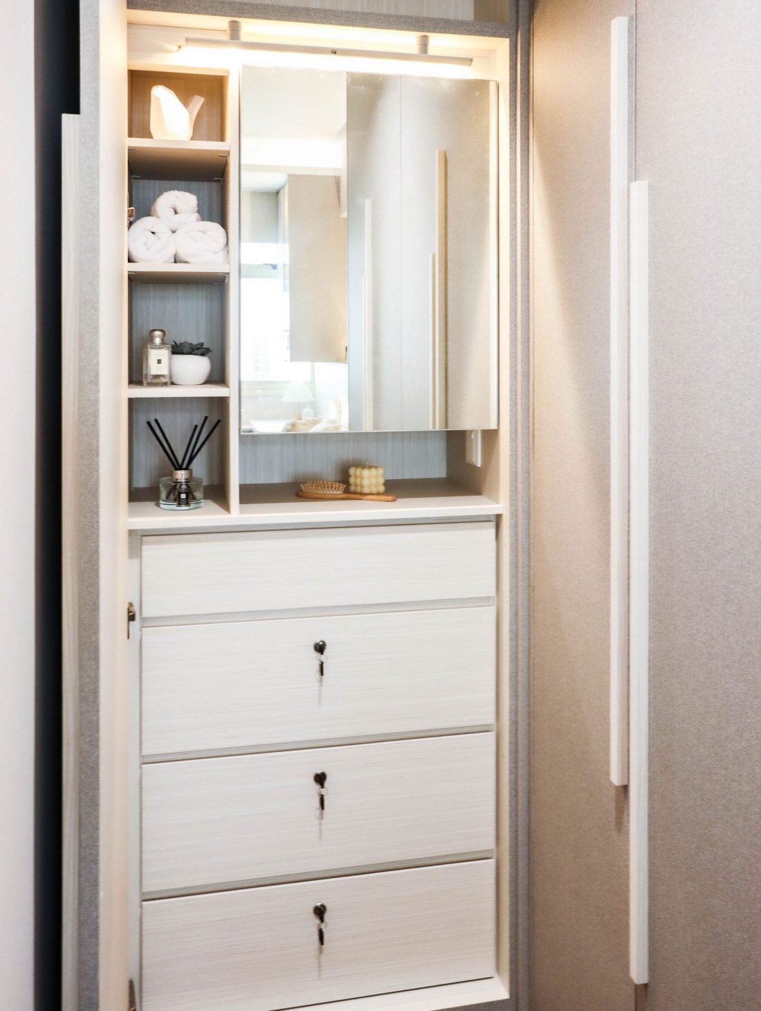 HDB Resale Wardrobe Design with Mirror and shelves