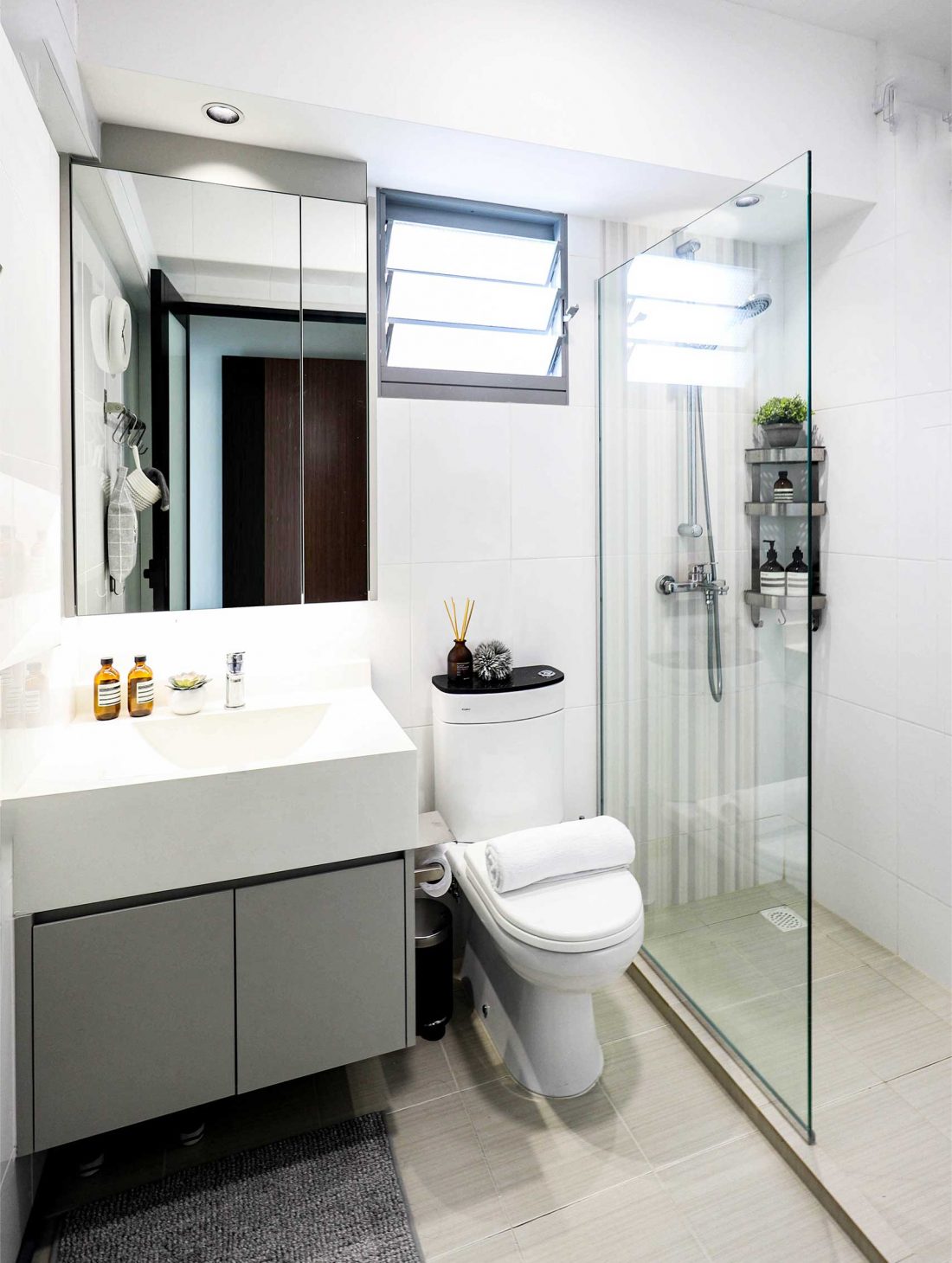 HDB toilet renovation and interior design for wet and dry space